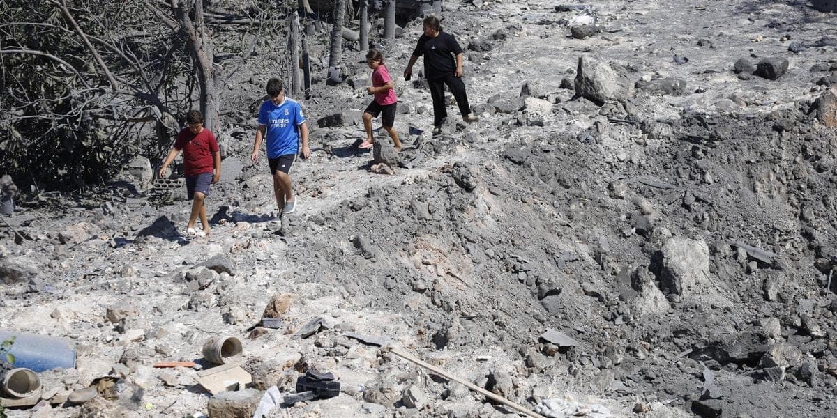 Israeli Detonations and Phosphorus Shelling Leave Southern Lebanon Villages Uninhabitable, Researchers Find